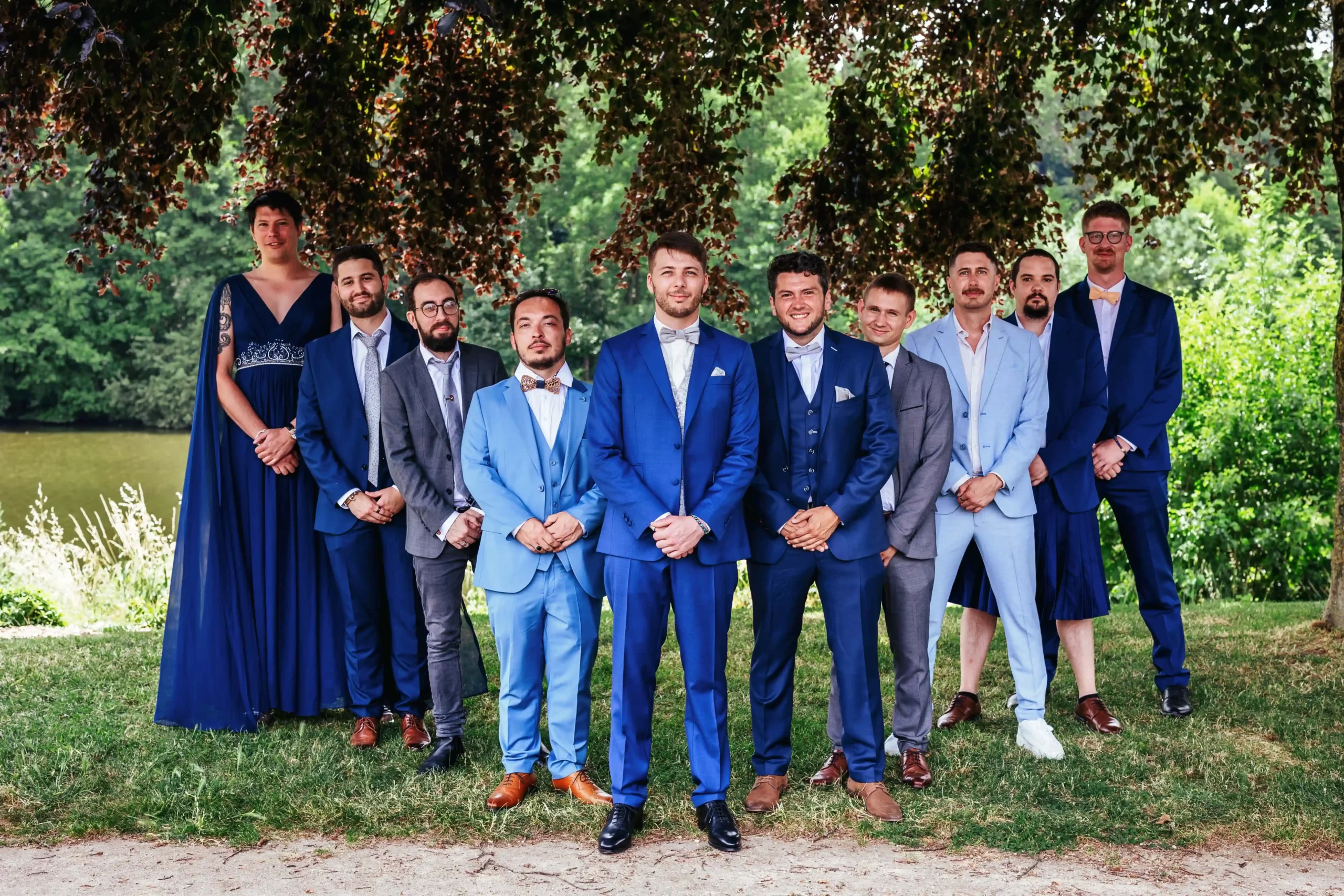 photo-de-groupe-mariage-scaled